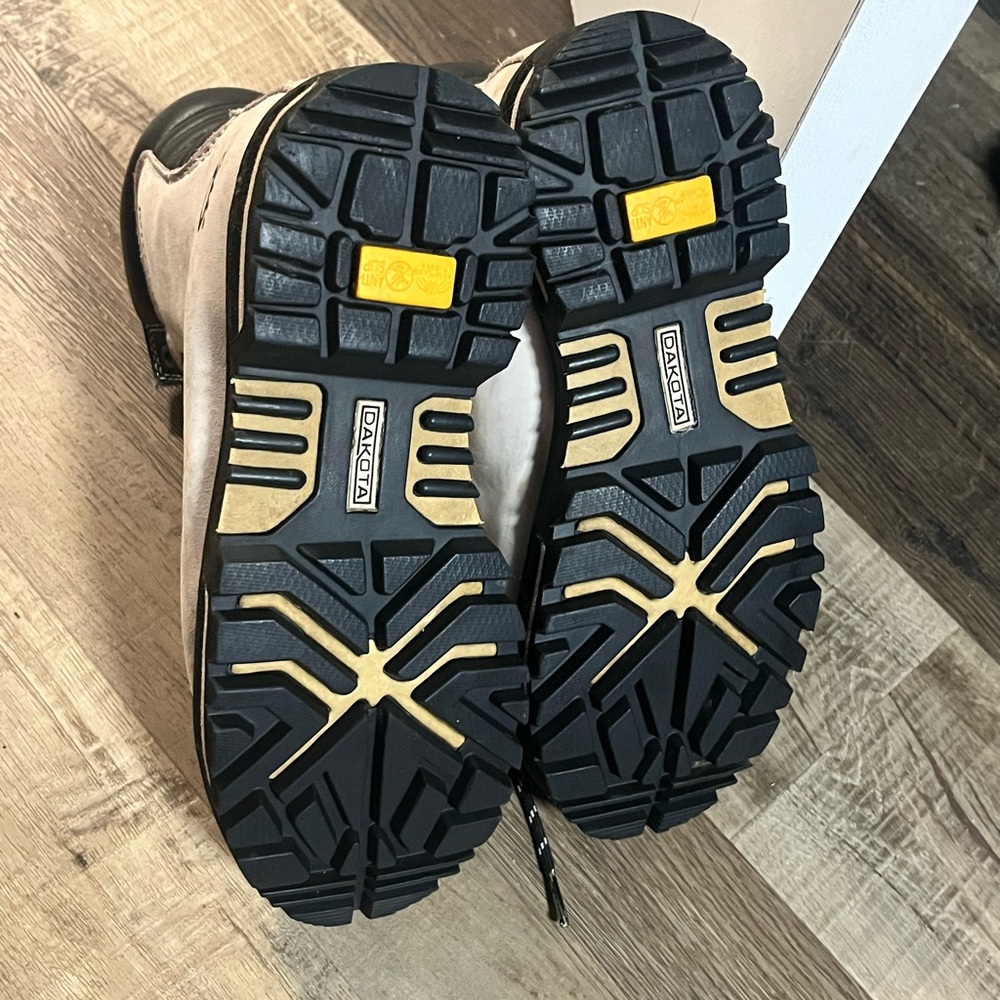 Dakota 529 steel toe CSA approved work boots